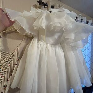 Elegant White Ruffled Wedding Dress